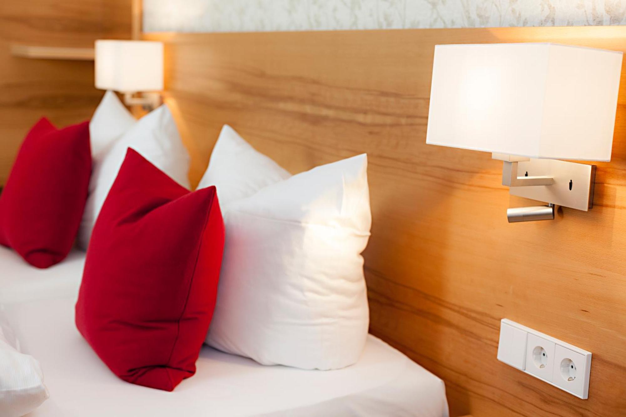 Appartementhotel Roehrenbach インメンシュタート・アム・ボーデンゼー エクステリア 写真