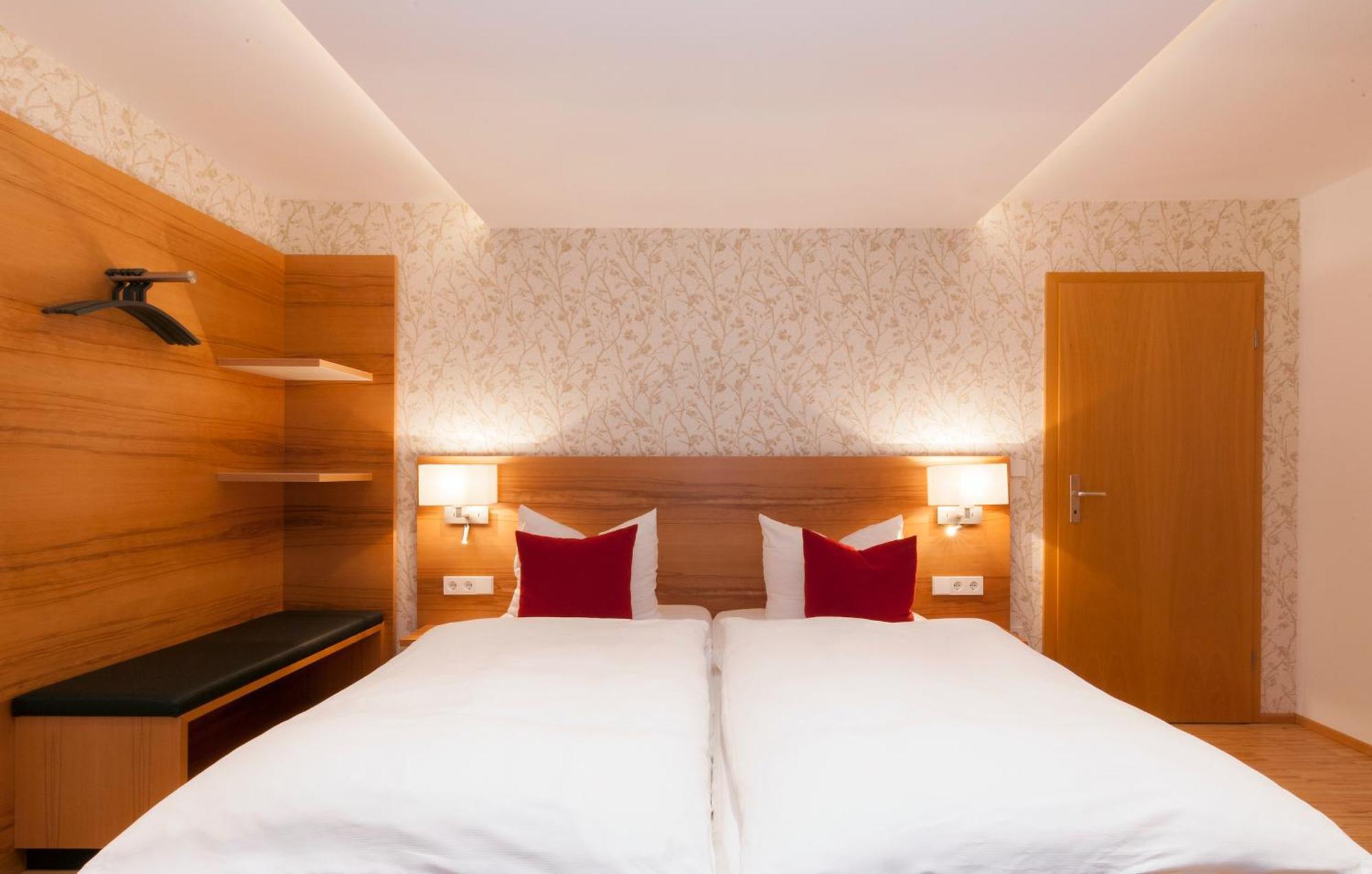 Appartementhotel Roehrenbach インメンシュタート・アム・ボーデンゼー エクステリア 写真